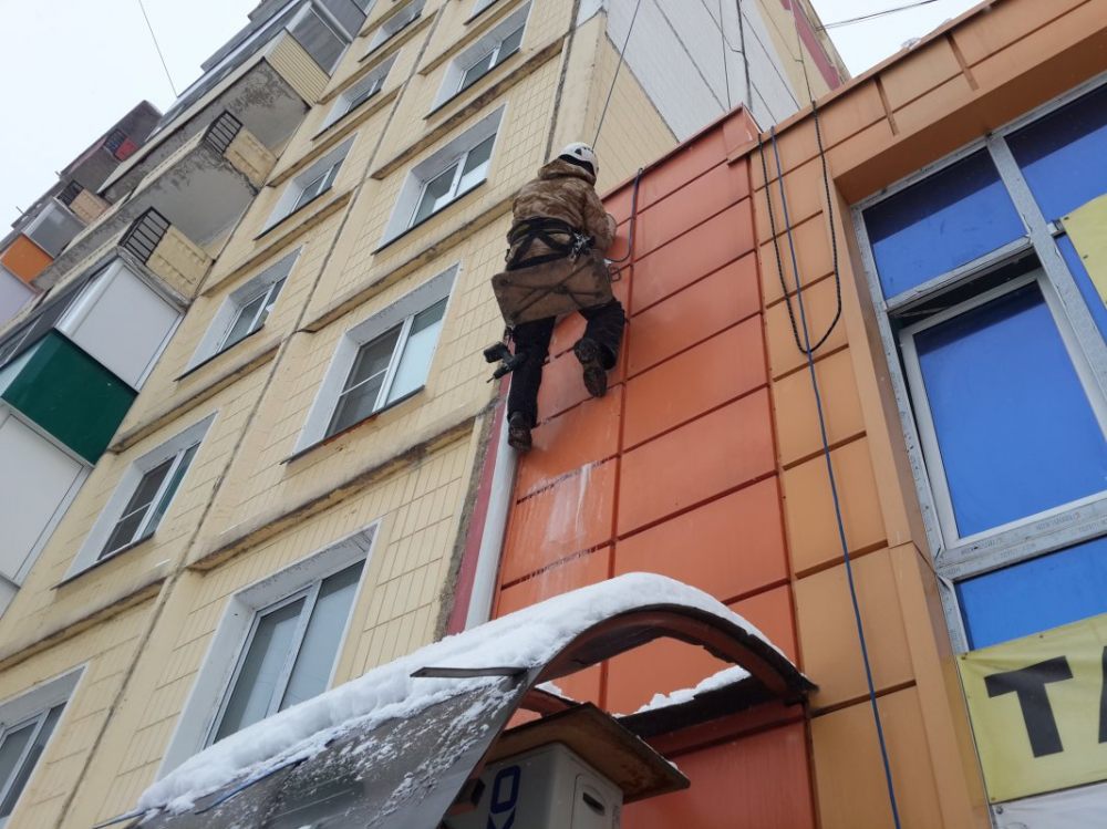 Услуги промальпинистов для высотных работ стоимость услуг и где заказать - Астрахань