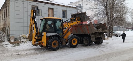 Поиск техники для вывоза строительного мусора стоимость услуг и где заказать - Астрахань