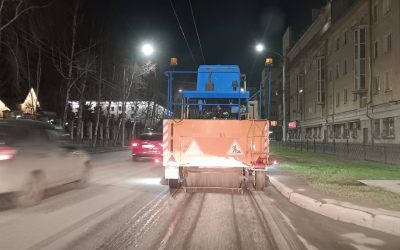 Уборка улиц и дорог спецтехникой и дорожными уборочными машинами - Астрахань, цены, предложения специалистов